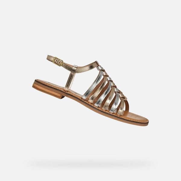 Sandały GEOX D MADDALUSIAC Brąz. Szare sandały damskie Geox, bez wzorów, ze skóry, bez obcasa, bez zapięcia. Za 220.99 zł.