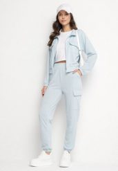 Jasnoniebieski Komplet Dresowy Cargo Bluza i Spodnie z Kieszeniami Kormilla. Niebieskie bluzy damskie Born2be, m, bez wzorów, z dresówki, eleganckie, bez ramiączek, bez kaptura. Za 84.99 zł.