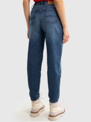 Jeansy damskie mom jeans z kolekcji Authentic granatowe Silla 515. Niebieskie jeansy damskie BIG STAR, bez wzorów, z jeansu, retro, z podwyższonym stanem. W wyprzedaży za 229.99 zł.