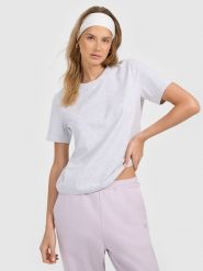 4F T-shirt regular gładki damski - szary S. Szare t-shirty damskie 4F, s, bez wzorów, z materiału, klasyczne, bez kołnierzyka, bez ramiączek. Za 49.99 zł.