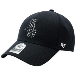 Czapka z daszkiem dla dorosłych MLB Chicago White Sox Cap. Czarne czapki damskie 47 Brand, na lato, bez wzorów, z materiału, sportowe. Za 190.50 zł.