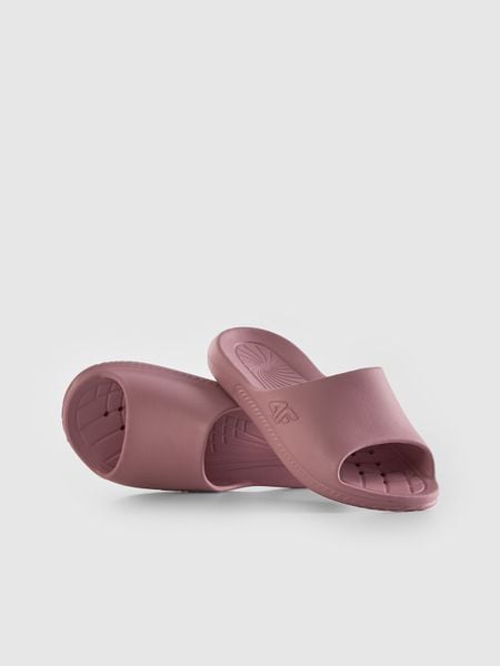 KLAPKI F118. Klapki damskie 4F, bez wzorów, bez obcasa, bez zapięcia. Za 799.90 zł.