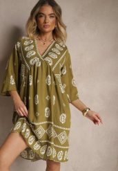 Ciemnozielona Sukienka z Wiskozy w Stylu Boho Virisna. Zielone sukienki damskie Renee, na imprezę, na lato, l, z aplikacjami, z wiskozy, boho, bez kołnierzyka, bez ramiączek, midi. Za 49.99 zł.