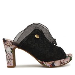 Klapki Laura Vita. Czarne klapki damskie Laura Vita, bez wzorów, bez obcasa, bez zapięcia. Za 289.99 zł.