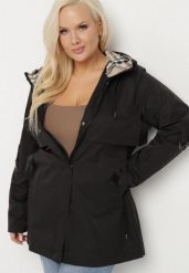 Czarna Kurtka Parka z Kapturem i Kieszeniami Eradilla. Czarne kurtki damskie Born2be, plus size, z aplikacjami, plus size, z kapturem. Za 319.99 zł.