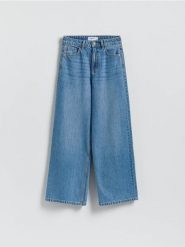 Jeansy wide leg z wysokim stanem - niebieski. Niebieskie jeansy damskie Reserved, bez wzorów, z bawełny, z podwyższonym stanem. Za 139.99 zł.