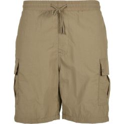 Szorty Urban Classics nylon cargo. Zielone szorty męskie Urban Classics, bez wzorów, z nylonu. Za 214.00 zł.