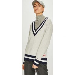 Tommy Jeans - Sweter. Szare swetry nierozpinane damskie Tommy Jeans, s, bez wzorów, z bawełny, bez kołnierzyka, bez ramiączek. W wyprzedaży za 269.90 zł.
