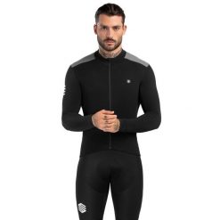 Koszulka termoaktywna rowerowa męska M4 Fleet Moss. Czarne bluzy męskie SIROKO, m, bez wzorów, z tkaniny, sportowe, bez ramiączek, bez kaptura. Za 466.00 zł.