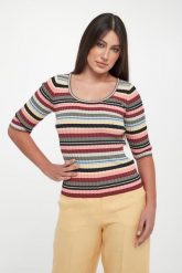 Sweter damski Guglia WEEKEND MAX MARA. Swetry nierozpinane damskie Weekend Max Mara, s, bez wzorów, bez kołnierzyka, bez ramiączek. Za 889.00 zł.