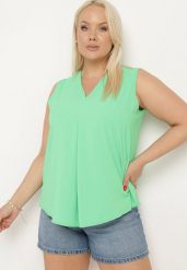 Zielony Top o Luźnym Kroju z Trójkątnym Dekoltem Nestatine. Zielone topy damskie Born2be, xl, bez wzorów, rockowe, bez kołnierzyka, bez ramiączek. Za 34.99 zł.