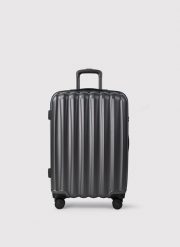 PAKO LORENTE – Średnia ciemnoszara walizka ze żłobieniami. Szare walizki męskie Pako Lorente, bez wzorów, małe. Za 399.99 zł.