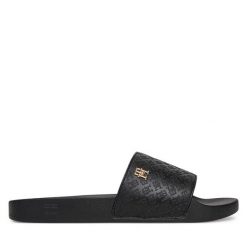 Klapki Tommy Hilfiger. Czarne klapki damskie Tommy Hilfiger, bez wzorów, bez obcasa, bez zapięcia. Za 179.99 zł.