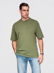 Męski t-shirt bawełniany LOOSE FIT z okrągłym dekoltem – ciemnooliwkowy V8 - Rozmiar: M. Zielone t-shirty męskie Ombre Clothing, l, bez wzorów, z bawełny, bez kołnierzyka, bez ramiączek. Za 169.99 zł.
