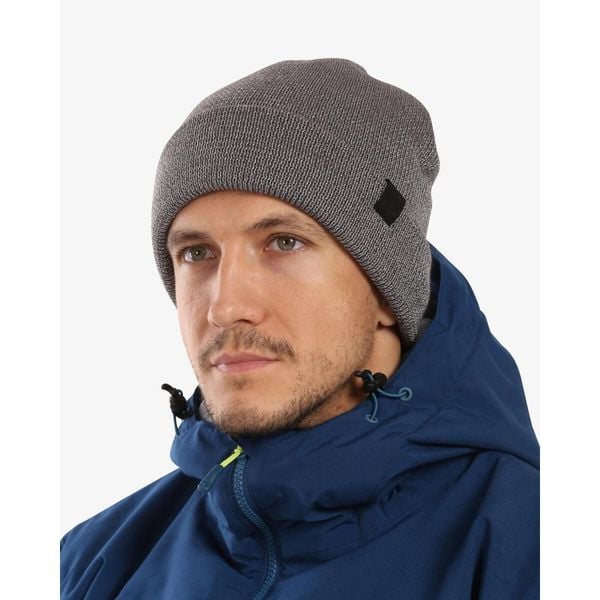 Czapka Kilpi Reflec. Szare czapki damskie Kilpi, na zimę, bez wzorów, z wełny. Za 91.56 zł.