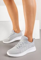 Szare Buty Sportowe Sneakersy Ozdobione Tłoczonymi Paskami Amoselle. Szare obuwie sportowe damskie Born2be, bez wzorów, z jeansu, bez zapięcia. Za 84.99 zł.
