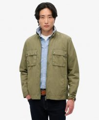 Superdry Kurtka Essentials z zamkiem z bawełny. Zielone kurtki męskie Superdry, uniwersalny, bez wzorów, z bawełny, klasyczne, bez kaptura. Za 389.90 zł.