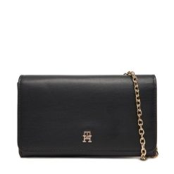 Torebka Tommy Hilfiger. Czarne torebki do ręki damskie Tommy Hilfiger, bez wzorów, bez dodatków. Za 269.99 zł.