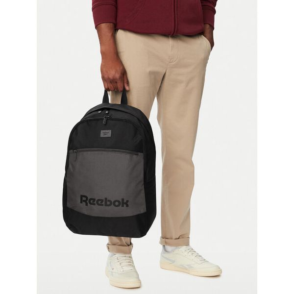 Plecak Reebok. Czarne plecaki męskie Reebok, bez wzorów, sportowe. Za 129.99 zł.