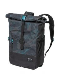 Plecak Holler rolowany z przegrodą na laptopa – petrol mossy Meatfly. Niebieskie plecaki męskie Meatfly, bez wzorów, z materiału. Za 271.99 zł.
