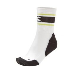 Skarpety męskie DIADORA SOCKS. Białe skarpety męskie Diadora, bez wzorów. Za 19.99 zł.