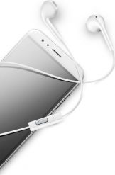 Słuchawki Cellular Line WHITE CAPSULE UNIV. MIC EARPHONE. Białe słuchawki dokanałowe Cellular Line. Za 67.98 zł.