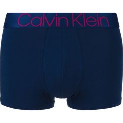 Calvin Klein Bokserki Niebieski. Niebieskie bokserki męskie Calvin Klein, bez wzorów, z bawełny. Za 133.95 zł.