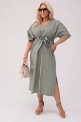 Sukienka Lenora w kolorze old green - Elegancja w naturalnym stylu PLUS SIZE OVERSIZE XXL. Zielone sukienki damskie Moda Size Plus Iwanek, na co dzień, l, bez wzorów, ze lnu, eleganckie, bez kołnierzyka, plus size, bez ramiączek, midi, dopasowane. W wyprzedaży za 269.90 zł.