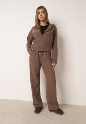 Brązowy Klasyczny Komplet Dresowy Spodnie i Rozsuwana Bluza z Kapturem Minerena. Brązowe bluzy damskie Born2be, l, bez wzorów, z dresówki, eleganckie, bez ramiączek, z kapturem. Za 179.99 zł.