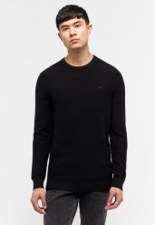 MUSTANG ELLIOT MĘSKI SWETER LOGO ELEGANCKI BLACK 1014688 4142. Czarne swetry męskie Mustang, m, bez wzorów, eleganckie, bez kołnierzyka, bez ramiączek. Za 159.99 zł.