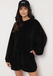 Czarny Dzianinowy Komplet Bluza i Szorty Novanisa. Czarne bluzy damskie Born2be, na lato, bez wzorów, z dzianiny, klasyczne, bez ramiączek, bez kaptura. Za 129.99 zł.