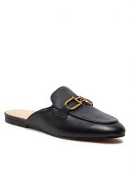 Guess Klapki FLGBOA LEA14 Czarny. Czarne klapki damskie Guess, z aplikacjami, ze skóry, bez obcasa, bez zapięcia. Za 499.99 zł.