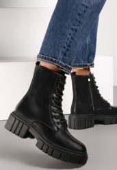 Czarne Botki Workery ze Sznurowaniem Hogima. Czarne botki damskie Renee, bez wzorów, ze skóry ekologicznej, eleganckie, przed kolano, bez obcasa, na płaskiej podeszwie, bez zapięcia. Za 169.99 zł.