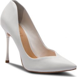 Szpilki SCHUTZ - S 20442 0014 0001 U White. Białe szpilki damskie Schutz, bez wzorów, ze skóry ekologicznej, bez obcasa, na obcasie, bez zapięcia. W wyprzedaży za 439.00 zł.