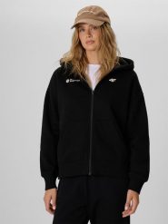 4F Bluza dresowa relaxed z kapturem damska - czarna M. Czarne bluzy damskie 4F, m, bez wzorów, z dresówki, klasyczne, bez ramiączek, z kapturem. Za 199.99 zł.