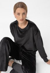 Welurowa bluza B-CARLA. Czarne bluzy damskie Volcano, m, bez wzorów, z dresówki, eleganckie, bez ramiączek, bez kaptura. Za 139.99 zł.