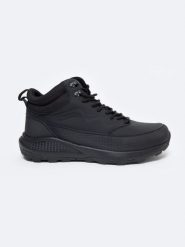 Buty męskie trekkingowe ze skóry naturalnej czarne OO174501 906. Czarne trekkingi męskie BIG STAR, z materiału, bez zapięcia. W wyprzedaży za 199.99 zł.