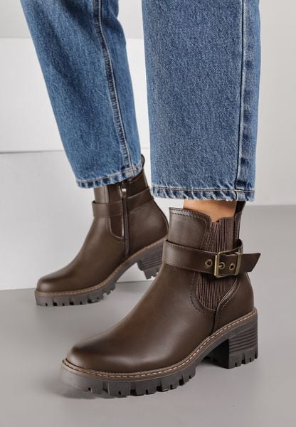 Brązowe Botki w Stylu Sztybletów na Niskim Obcasie z Paskiem ze Sprzączką Lathorie. Brązowe botki damskie Renee, bez wzorów, z jeansu, klasyczne, bez obcasa, na obcasie, bez zapięcia. Za 139.99 zł.