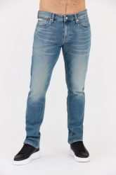 CALVIN KLEIN Błękitne męskie jeansy Slim. Niebieskie jeansy męskie Calvin Klein, z bawełny. W wyprzedaży za 459.99 zł.