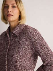 Tweedowa marynarka z kieszeniami - mahoniowy. Brązowe marynarki i żakiety damskie Reserved, bez wzorów, z dzianiny, bez kołnierzyka, bez ramiączek. W wyprzedaży za 159.99 zł.