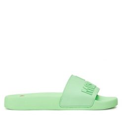 Klapki LOVE MOSCHINO. Zielone klapki damskie Love Moschino, bez wzorów, bez obcasa, bez zapięcia. Za 439.99 zł.