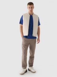4F Spodnie casual męskie - brązowe XL. Brązowe spodnie materiałowe męskie 4F, bez wzorów, z bawełny. W wyprzedaży za 79.99 zł.