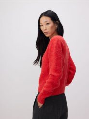 Rozpinany sweter - czerwony. Czerwone kardigany damskie Reserved, l, bez wzorów, z dzianiny, bez kołnierzyka. W wyprzedaży za 49.99 zł.