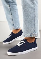 Granatowe Tenisówki Vices w Klasycznym Stylu Gallriva. Niebieskie trampki i tenisówki damskie Born2be, bez wzorów, bez zapięcia. Za 39.99 zł.