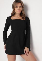 Czarna Sukienka Taliowana z Kwadratowym Dekoltem Jelzemis. Czarne sukienki damskie Born2be, na co dzień, m, bez wzorów, eleganckie, bez kołnierzyka, bez ramiączek, mini, proste. Za 119.99 zł.
