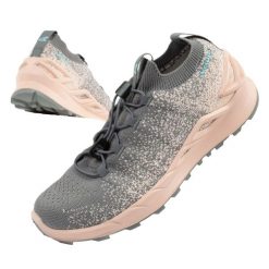 Buty sportowe damskie Lowa Fusion Low. Czerwone obuwie sportowe damskie Lowa, bez wzorów, bez zapięcia, trekkingowe. Za 239.00 zł.