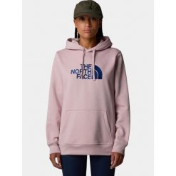 Bluza z kapturem damska The North Face W Drew Peak. Czerwone bluzy damskie The North Face, m, bez wzorów, casualowe, bez ramiączek, z kapturem. W wyprzedaży za 339.75 zł.