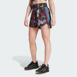 Szorty adidas X Farm Pacer. Czerwone szorty damskie Adidas, bez wzorów, z dzianiny. Za 179.05 zł.