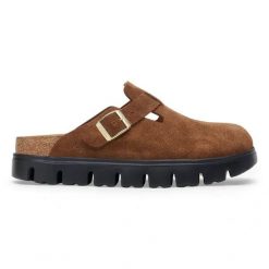 BIRKENSTOCK Boston Chunky LEVE Dark Tea/Black Klapki damskie. Brązowe klapki damskie Birkenstock, bez wzorów, z dzianiny, klasyczne, bez obcasa, na platformie, bez zapięcia. Za 499.99 zł.