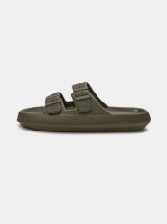 Klapki z paskami i sprzączkami - zielony. Zielone klapki męskie Sinsay, bez wzorów, bez zapięcia. Za 39.99 zł.